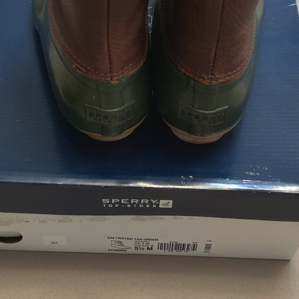 Sperry rain, snow, and cold boots, size 5 1/2, color green/brown upper leather - Picture 4 of 4
